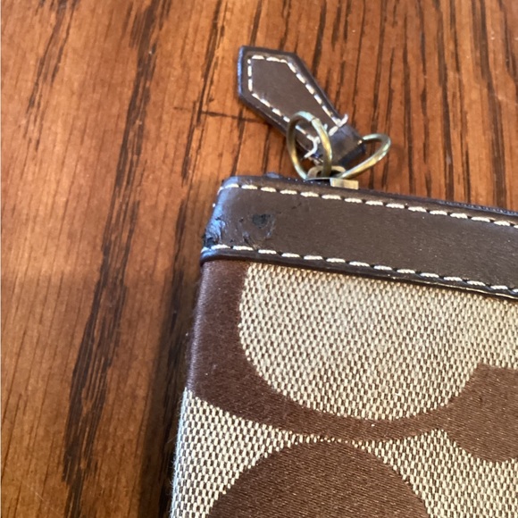 Coach Purse - Picture 4 of 6